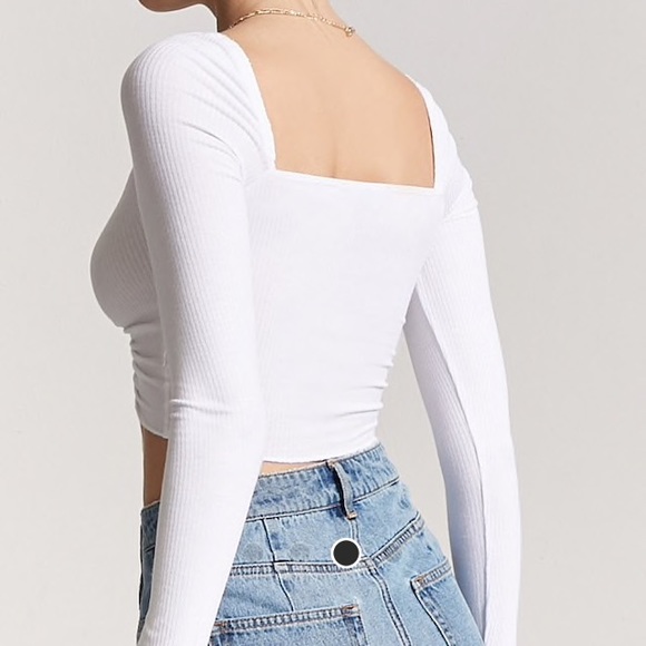 New with tag White ruched long sleeve white top xs - Picture 2 of 5